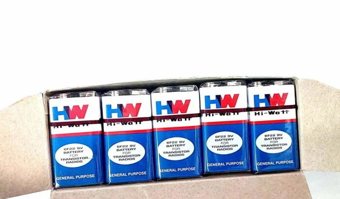HI-WATT 9 Volt DC Batteries